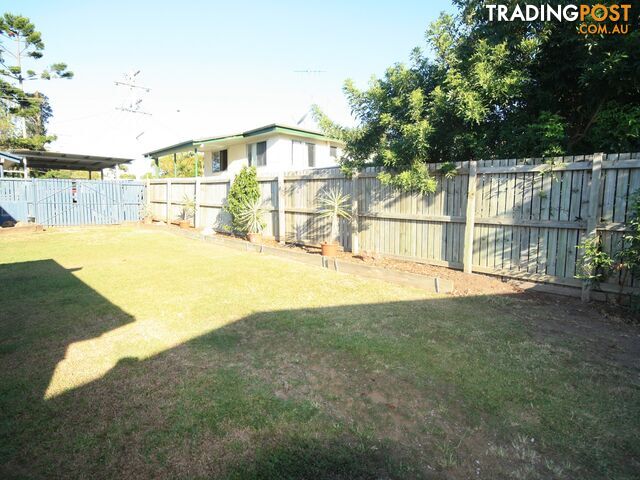 26 Dalton Street CLINTON QLD 4680