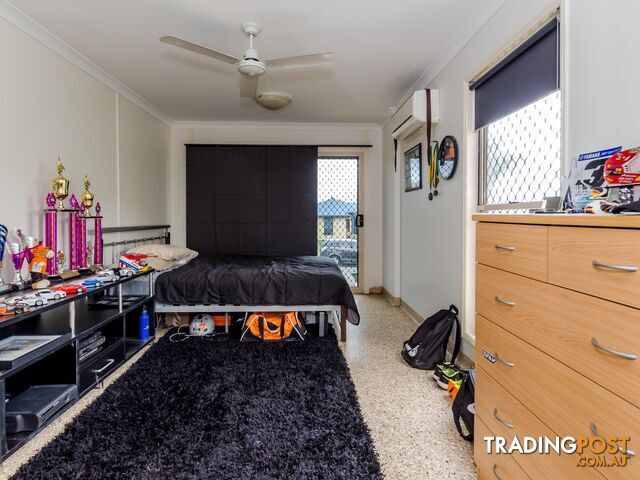 13 Dorinda Close CLINTON QLD 4680