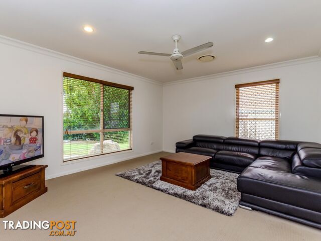 13 Dorinda Close CLINTON QLD 4680