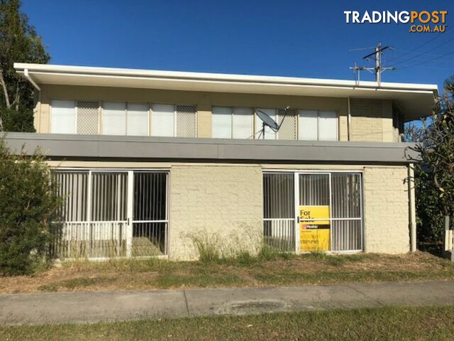 Unit 1-3/11 Bramston Street GLADSTONE CENTRAL QLD 4680