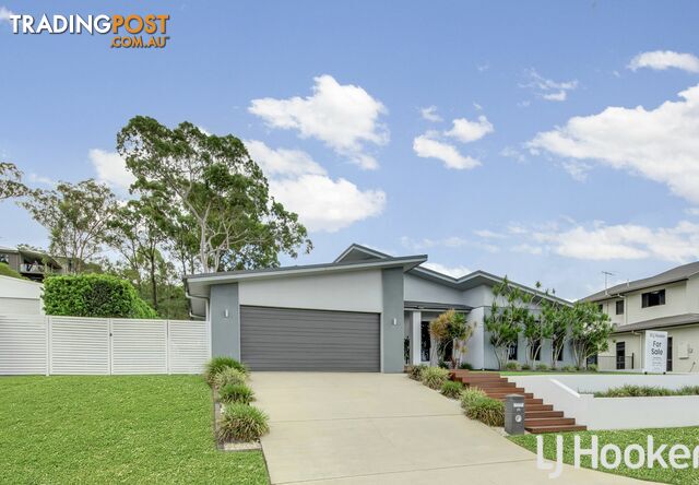 35 Grasstree Crescent KIRKWOOD QLD 4680