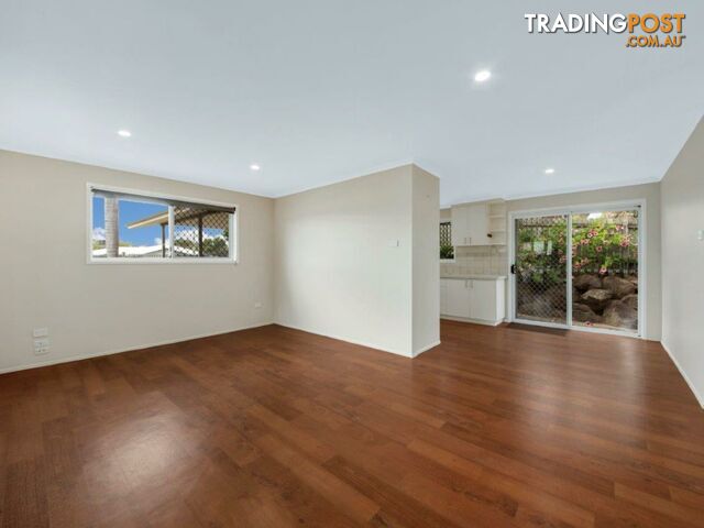 10 Kerry Court NEW AUCKLAND QLD 4680