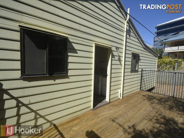 63 Auckland Street GLADSTONE CENTRAL QLD 4680