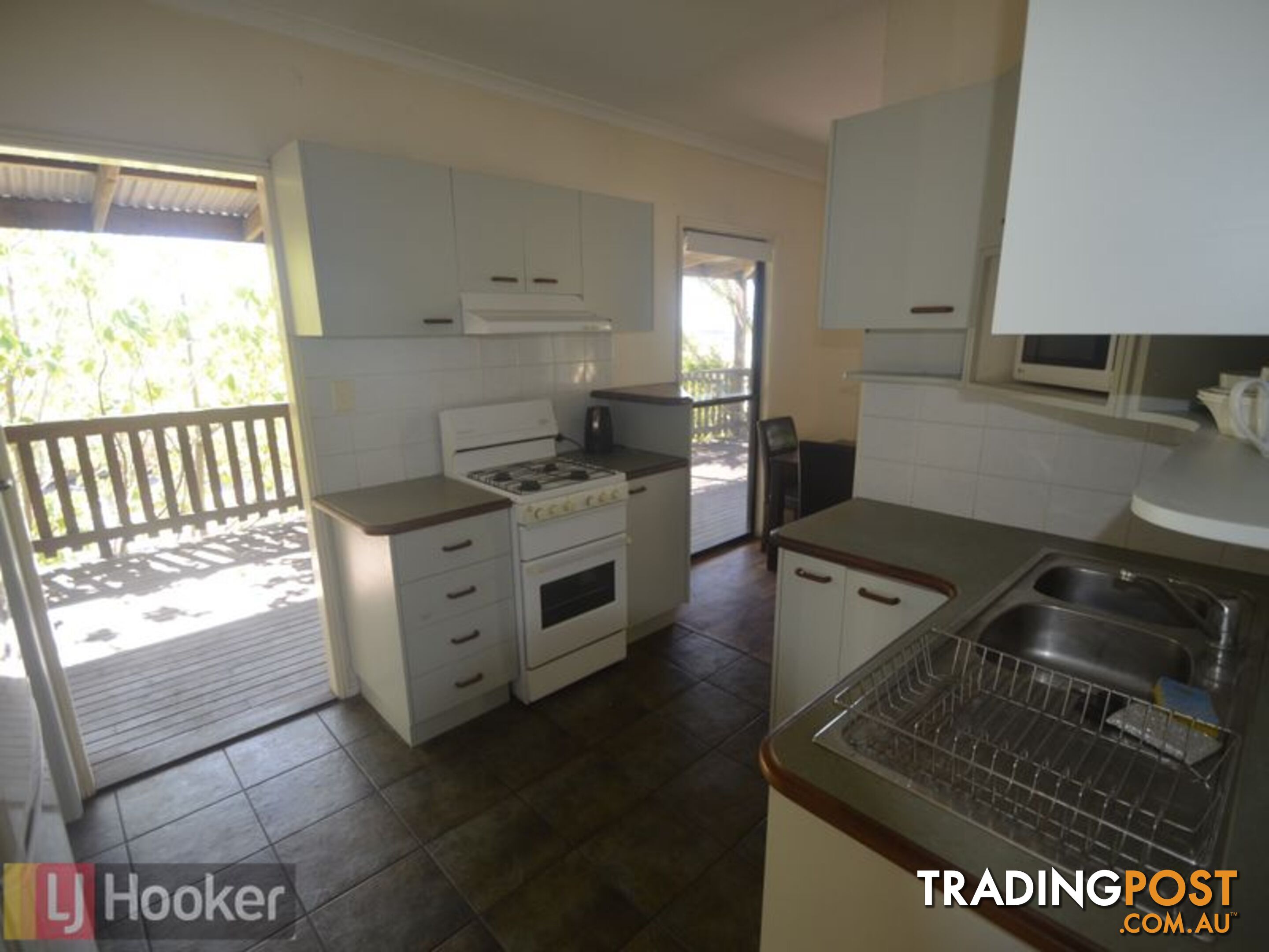 63 Auckland Street GLADSTONE CENTRAL QLD 4680