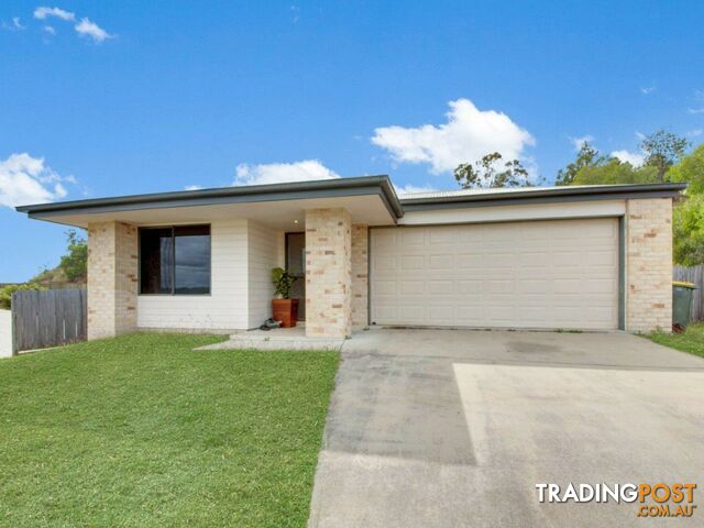 15 Wuruma Court CLINTON QLD 4680