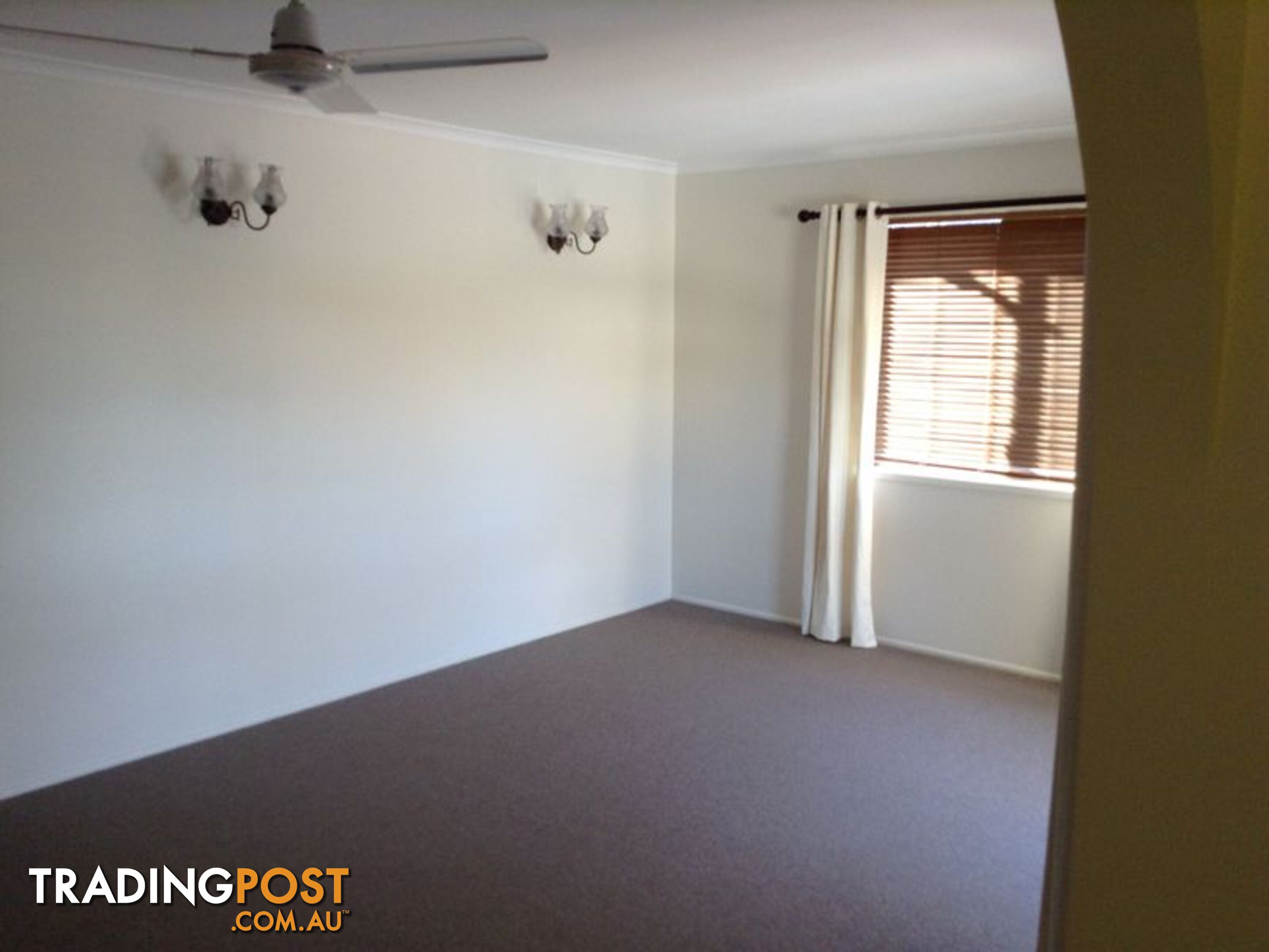 14 Far Street WEST GLADSTONE QLD 4680