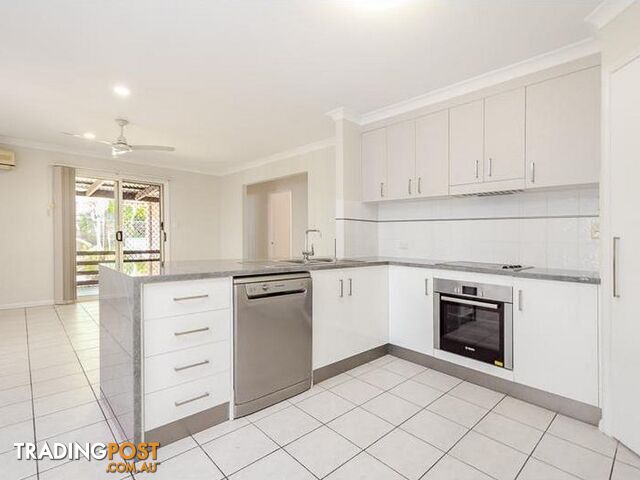 5 Kenneth Court NEW AUCKLAND QLD 4680