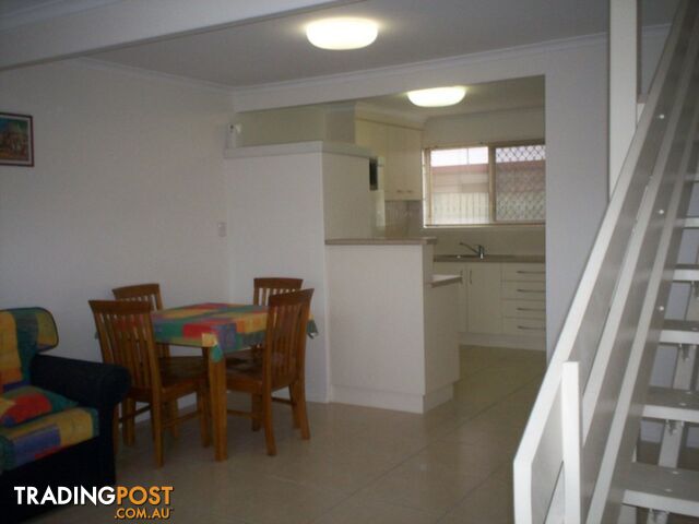 Unit 4/38 Marten Street SOUTH GLADSTONE QLD 4680