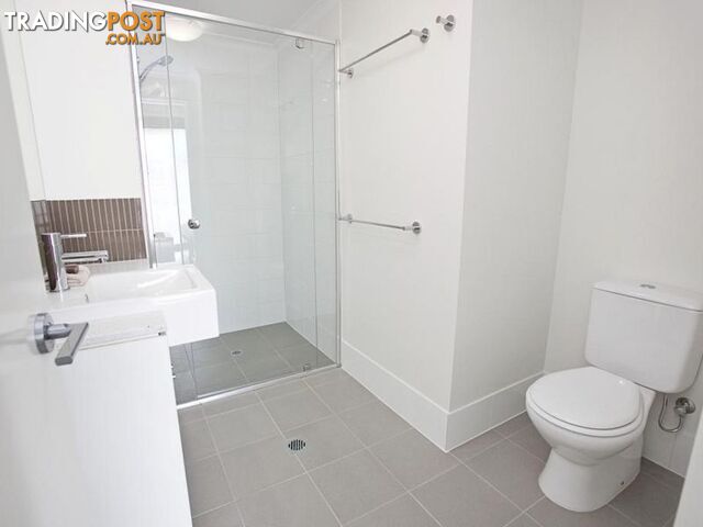 Unit 241/75 Central Lane GLADSTONE CENTRAL QLD 4680