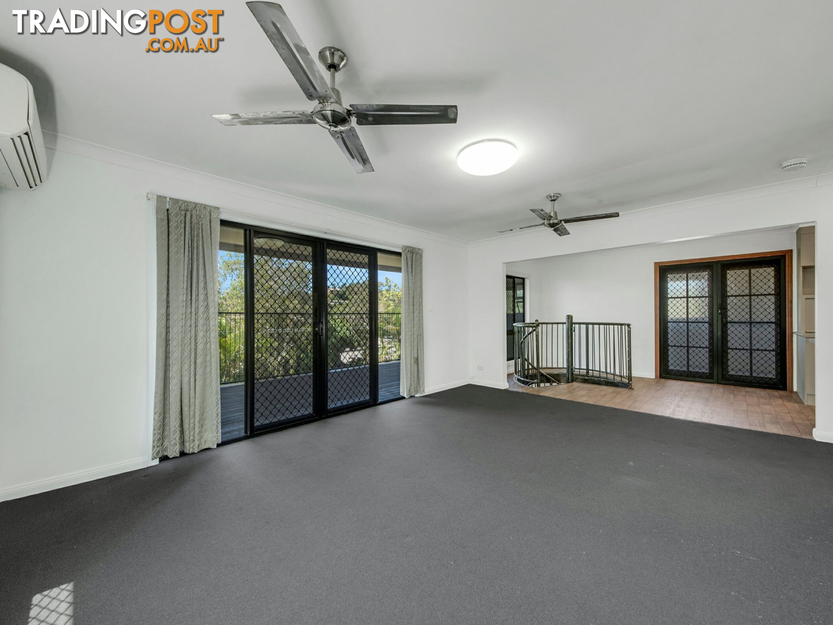 16b Walters Ave WEST GLADSTONE QLD 4680