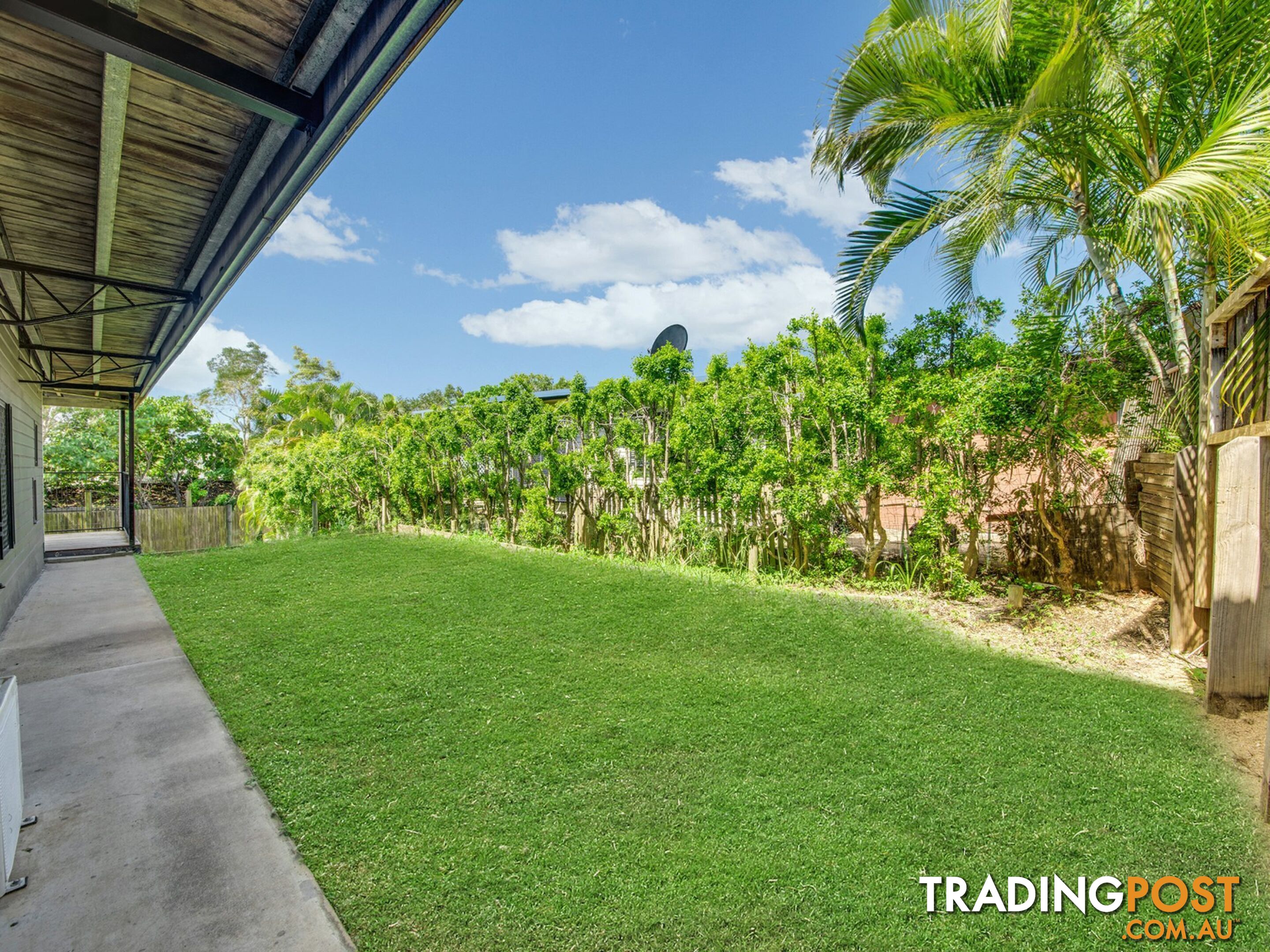 16b Walters Ave WEST GLADSTONE QLD 4680