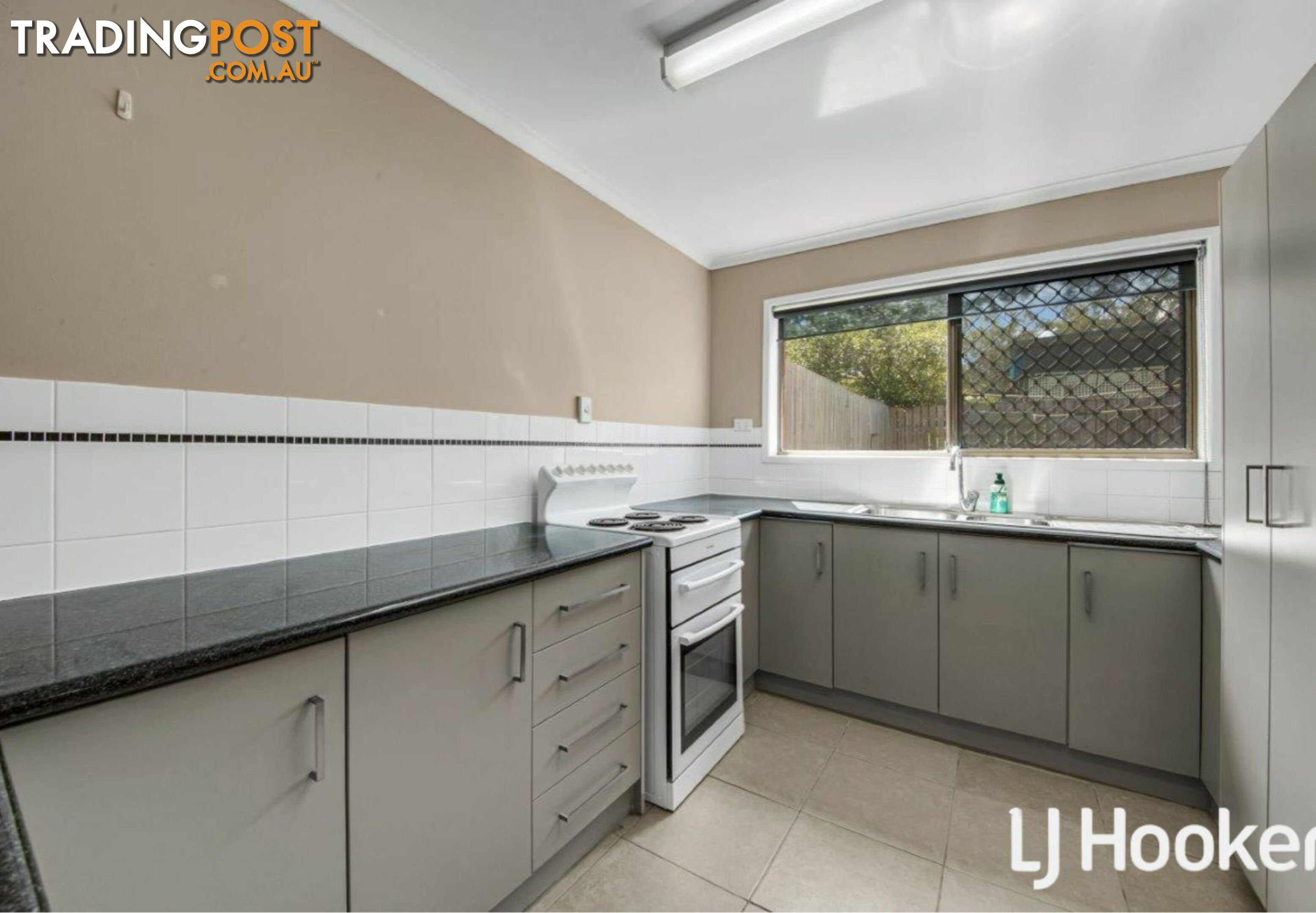 Unit 4/5 Mccann Street SOUTH GLADSTONE QLD 4680