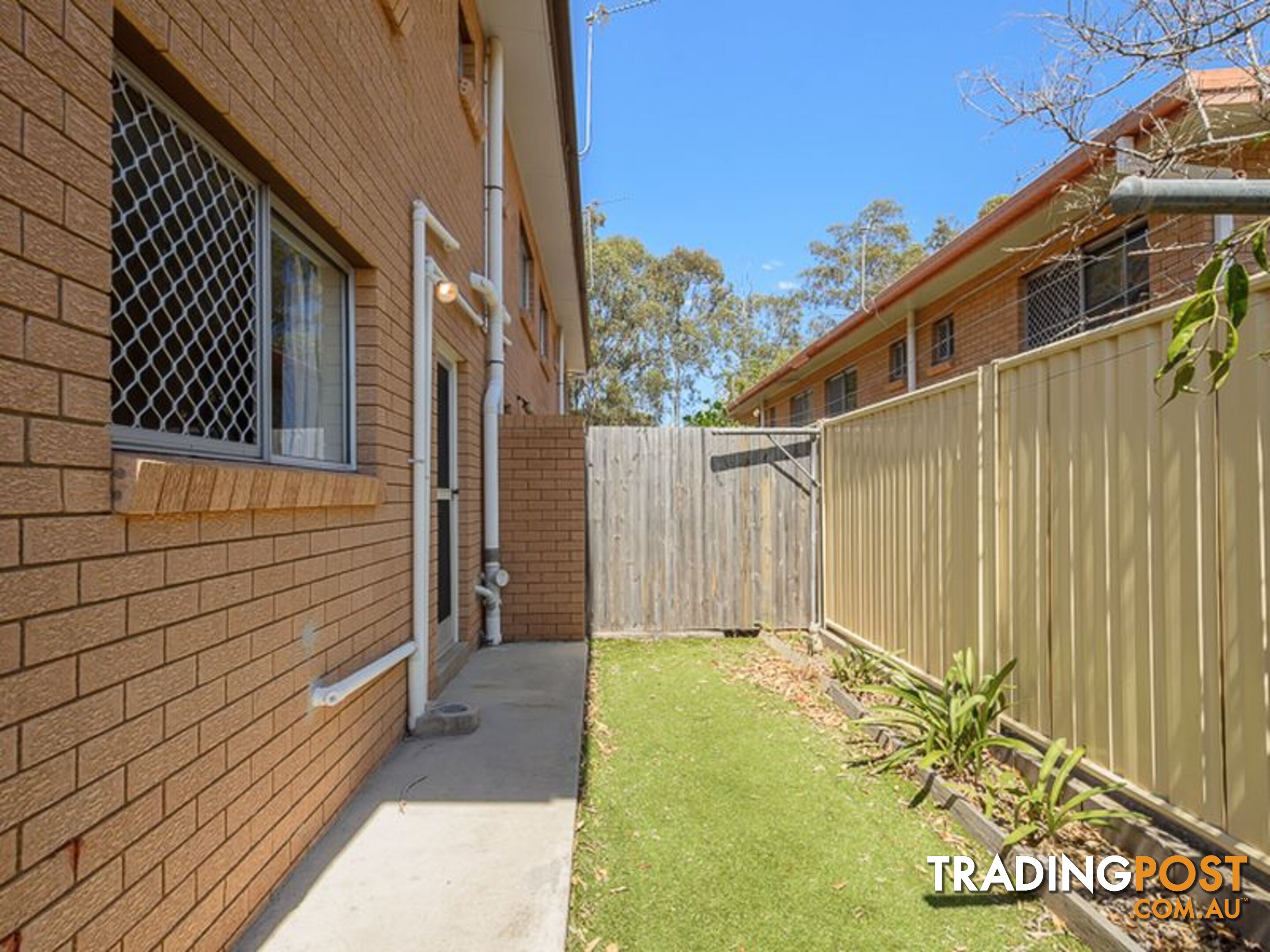 Unit 1/9 Cowan Close SOUTH GLADSTONE QLD 4680