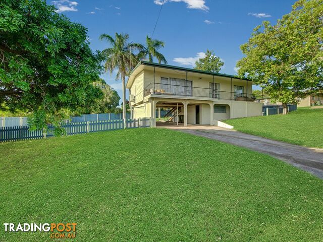 15 McDonald Street CLINTON QLD 4680