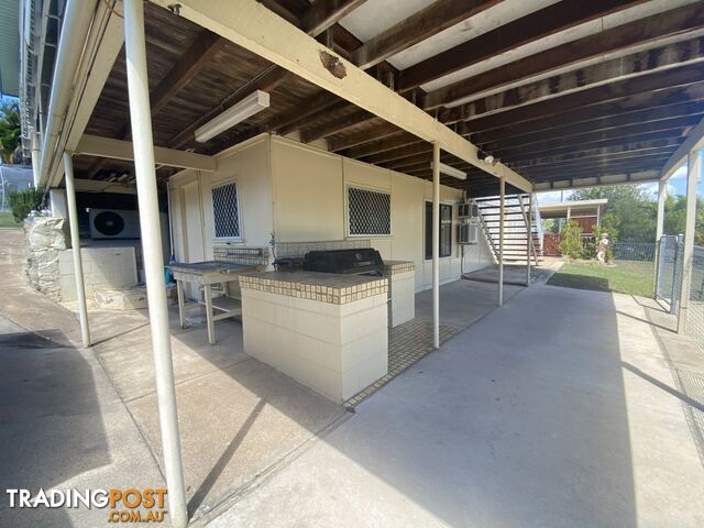 8 Matson Crescent WEST GLADSTONE QLD 4680