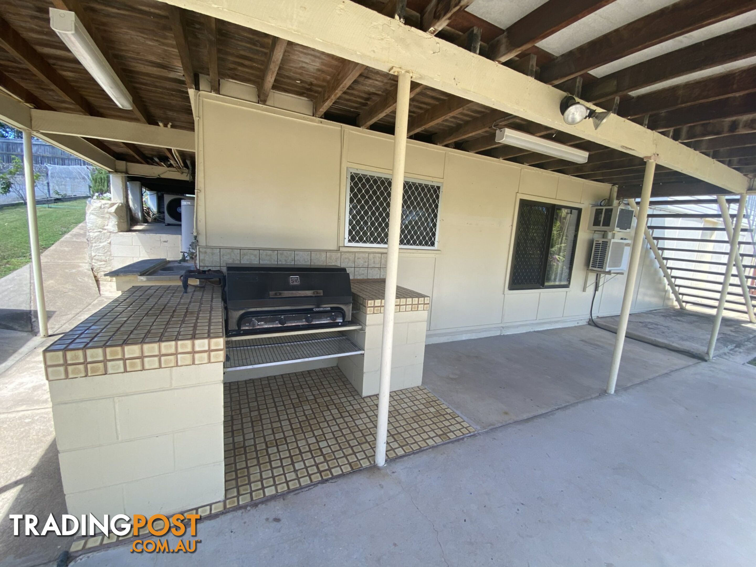 8 Matson Crescent WEST GLADSTONE QLD 4680