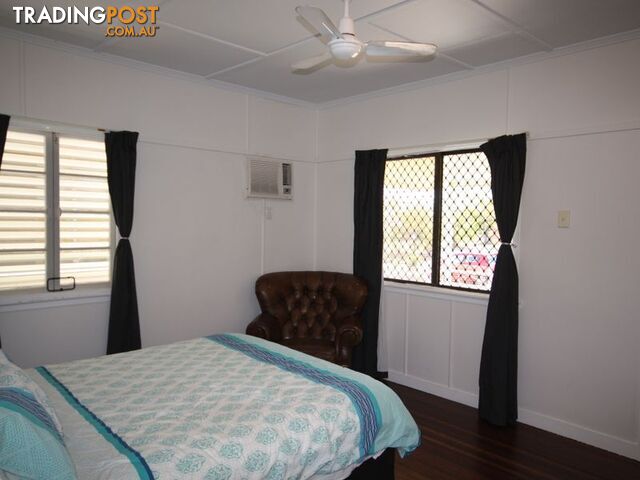 17 Friend Street BARNEY POINT QLD 4680