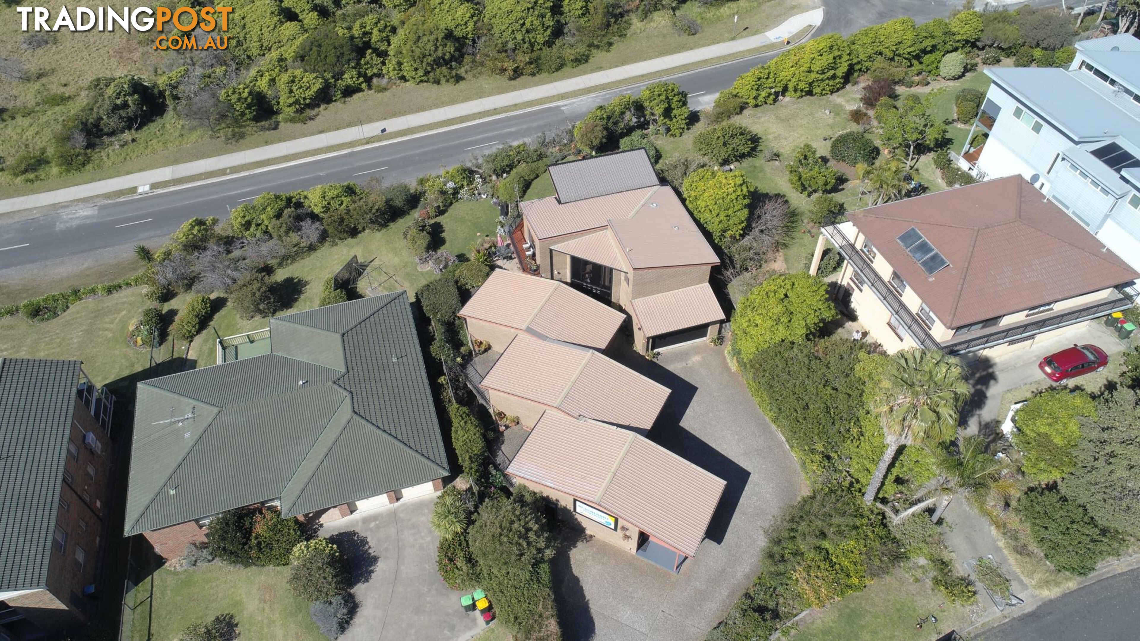 8 Warbler Crescent NORTH NAROOMA NSW 2546