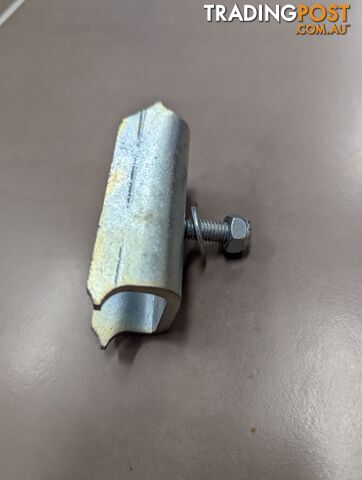 Trailing Arm Locking Mechanism For Suspension Spring - photo 3 of 5