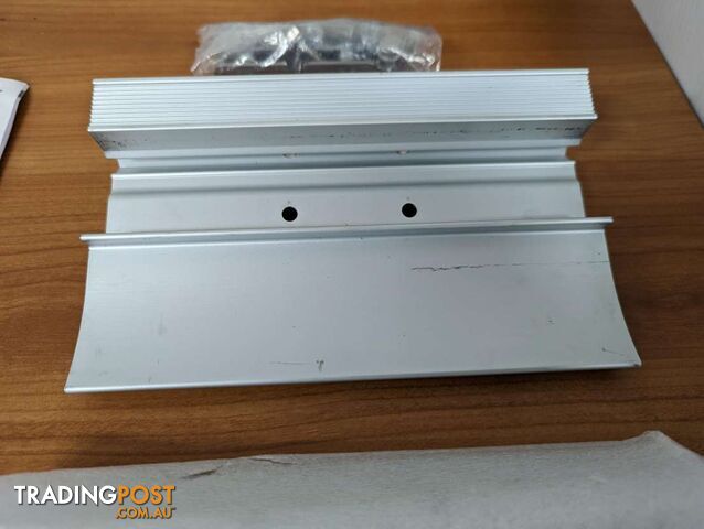 FIAMMA F65/F80 BRACKET KIT 98655-693 - photo 4 of 6
