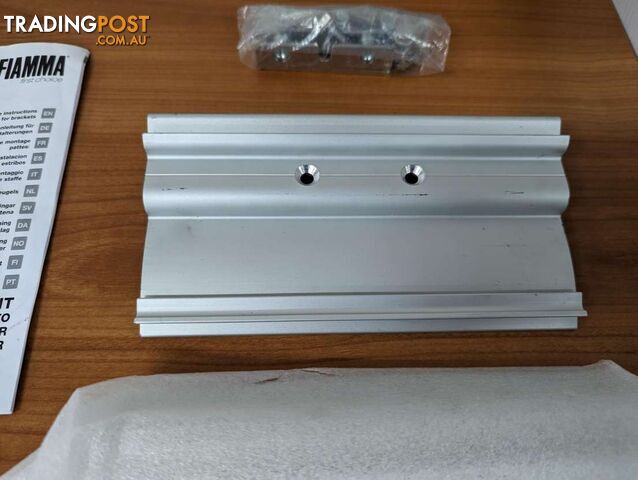 FIAMMA F65/F80 BRACKET KIT 98655-693 - photo 3 of 6
