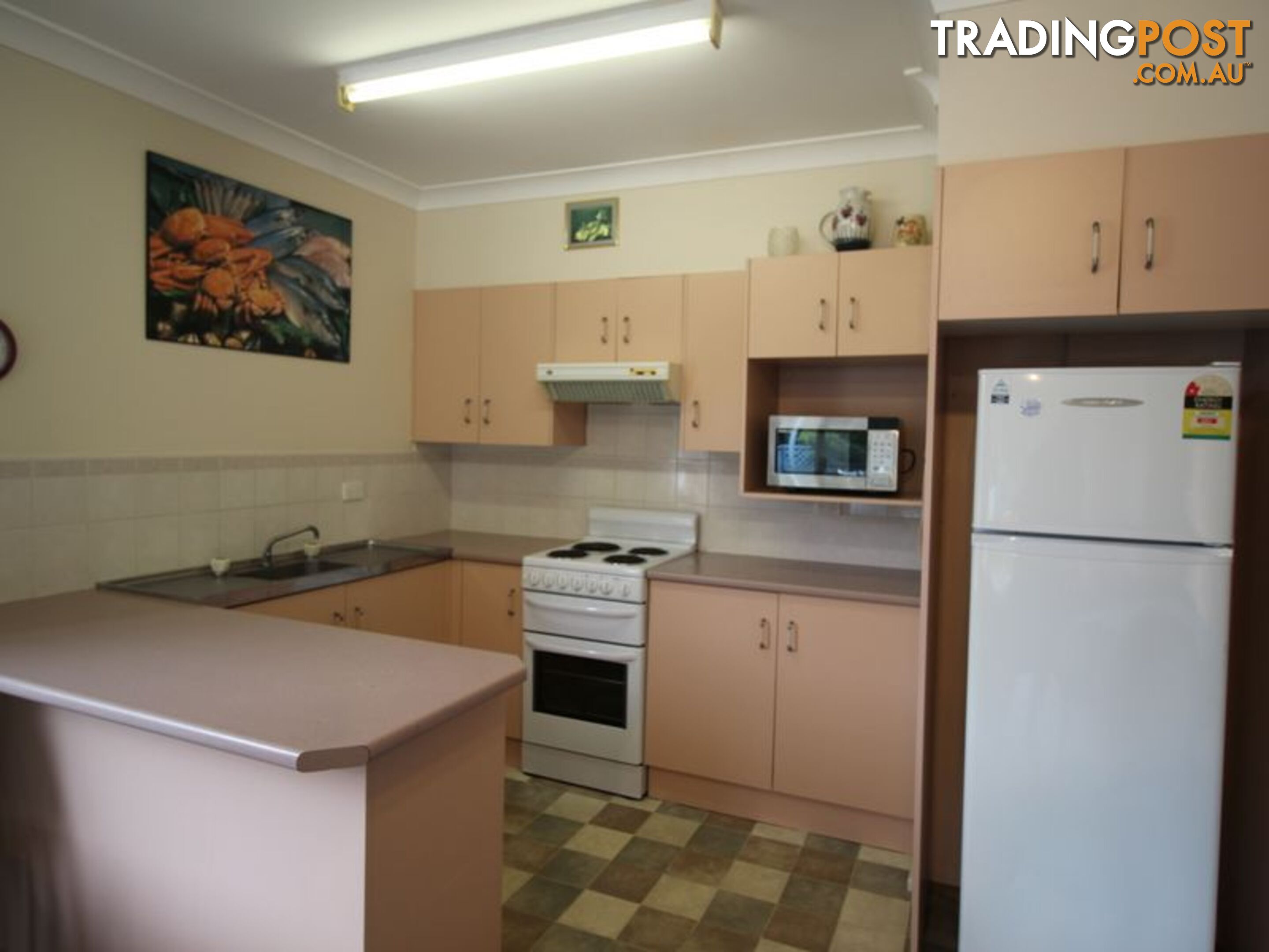 2/5 Beach Road HAWKS NEST NSW 2324