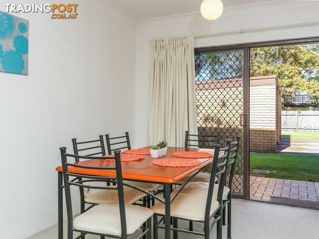 Unit 2/70 Mirreen Street HAWKS NEST NSW 2324