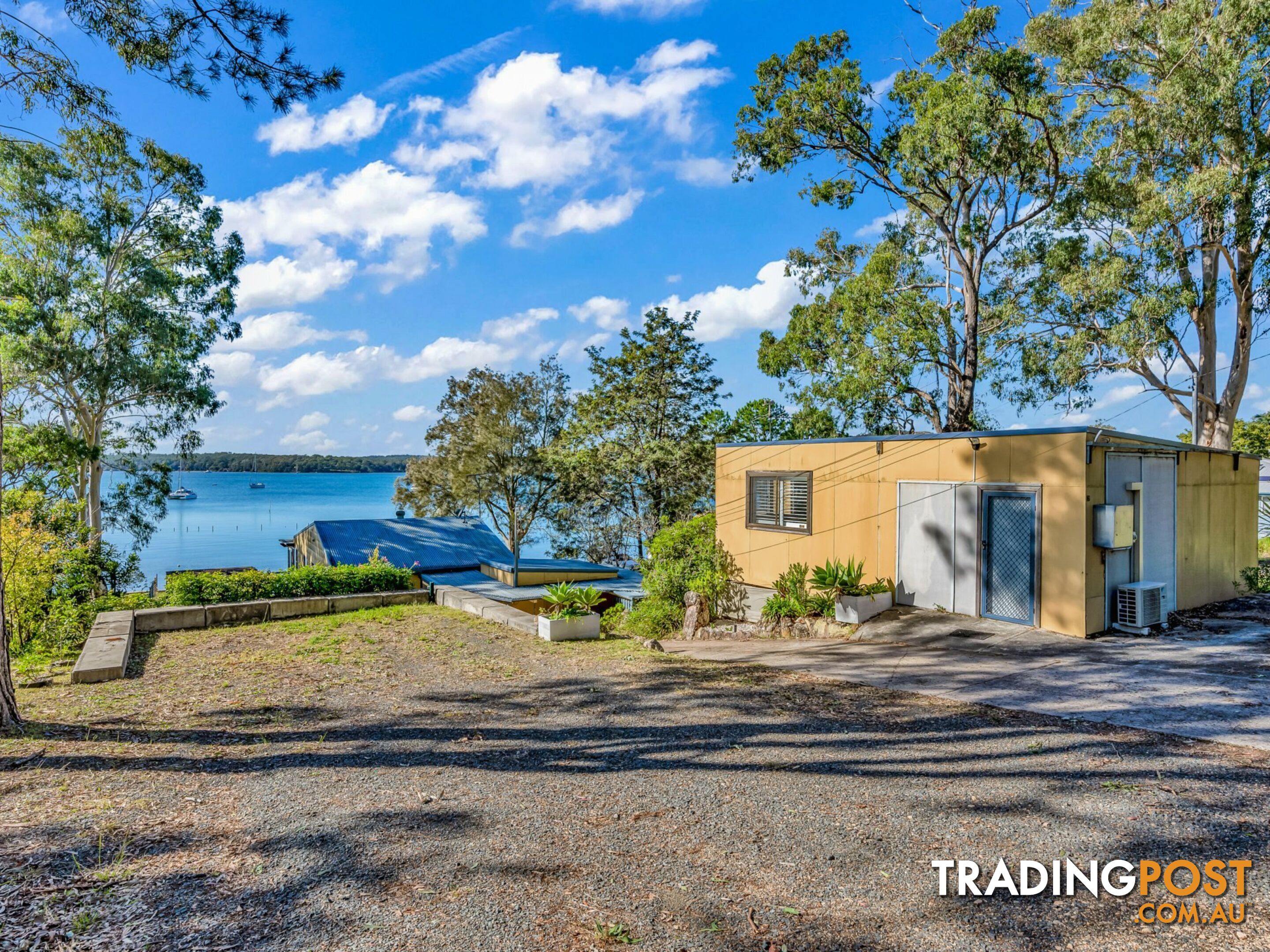 16 Cove Boulevard NORTH ARM COVE NSW 2324