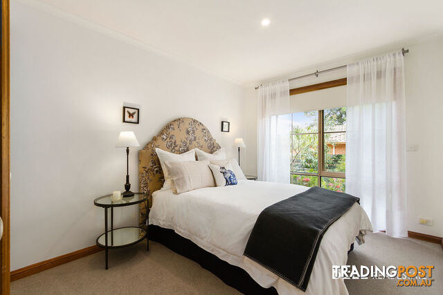 2 16 Rutland Road BERWICK VIC 3806