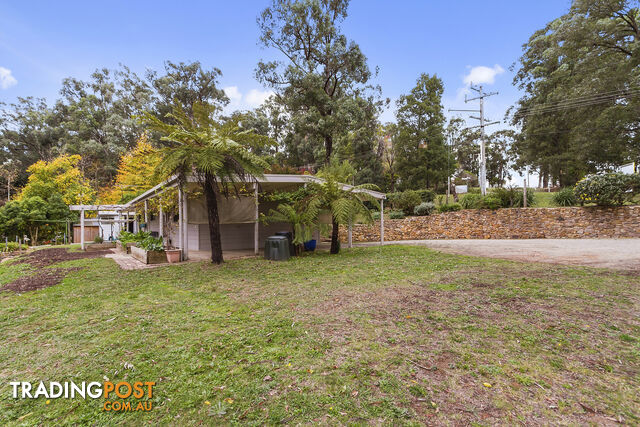 9 Brisbanes Road COCKATOO VIC 3781