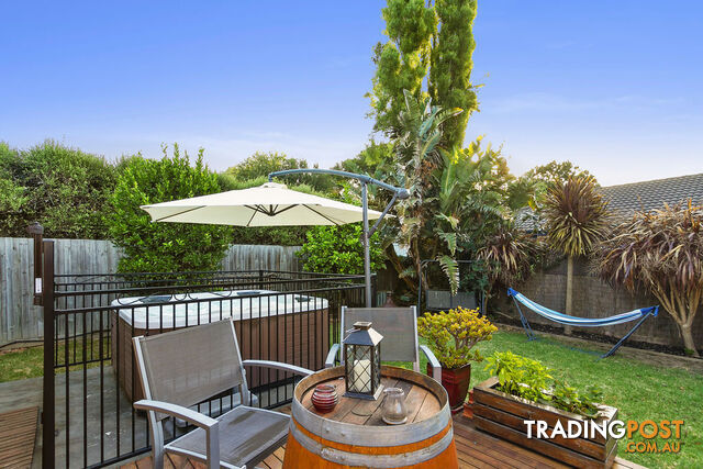 11 Tuileries Rise NARRE WARREN SOUTH VIC 3805