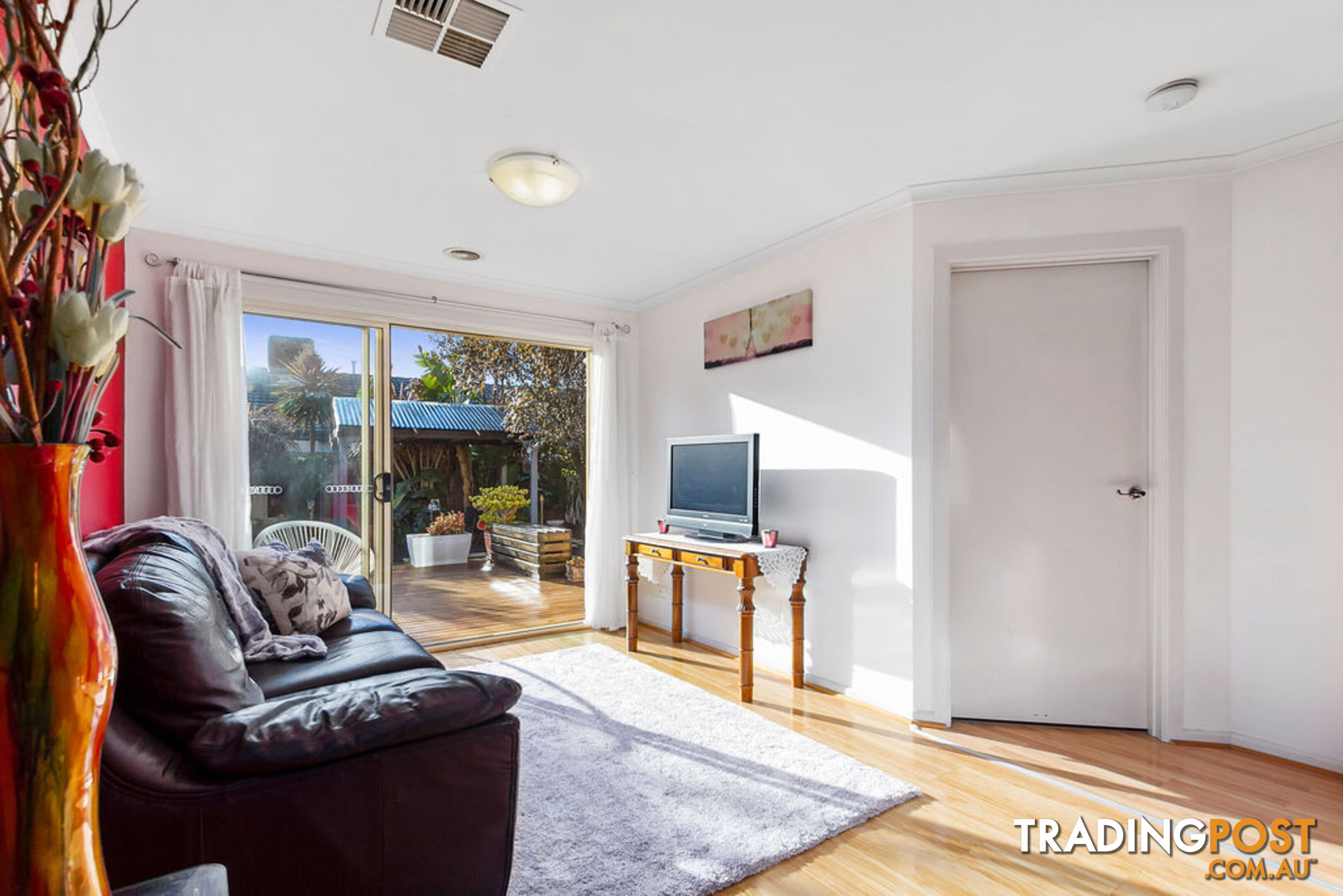 11 Tuileries Rise NARRE WARREN SOUTH VIC 3805