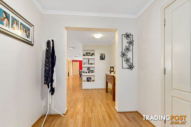 11 Tuileries Rise NARRE WARREN SOUTH VIC 3805