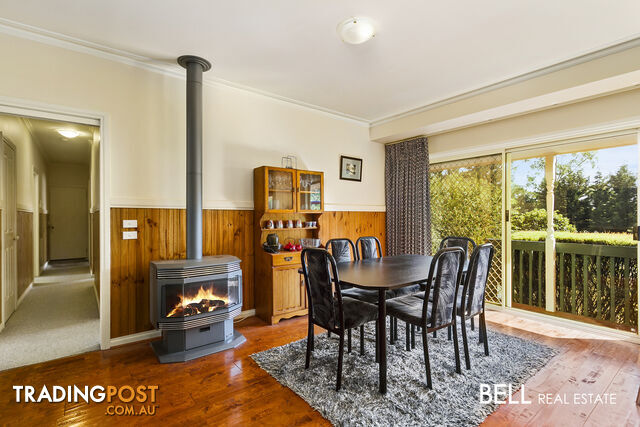 13 Old Gembrook Road EMERALD VIC 3782