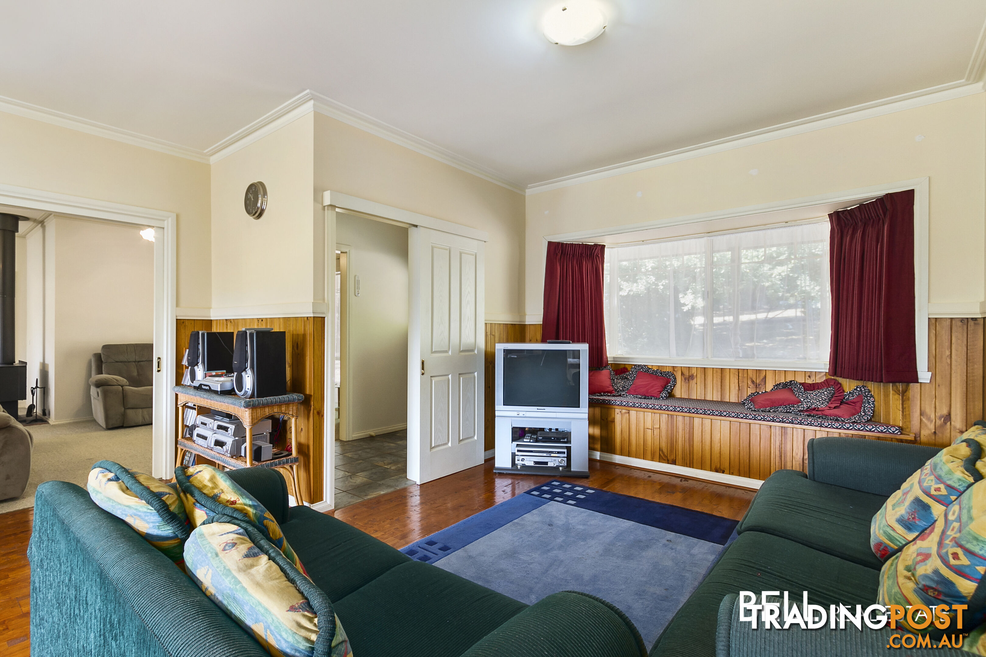 13 Old Gembrook Road EMERALD VIC 3782