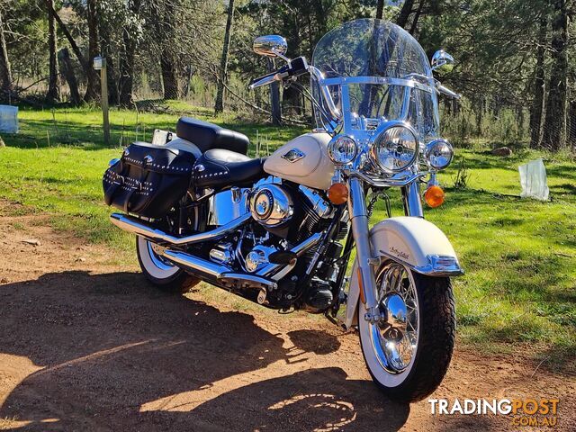 2014 Harley-Davidson Heritage Softail Classic 1690 (FLSTC)