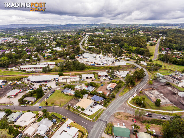 Nambour  4560