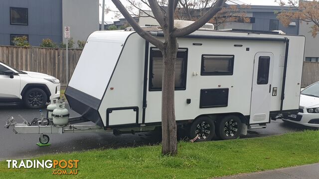 2016 Legend Caravans Custom Built 19ft w ensuite - photo 2 of 15
