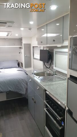 2016 Legend Caravans Custom Built 19ft w ensuite - photo 5 of 15