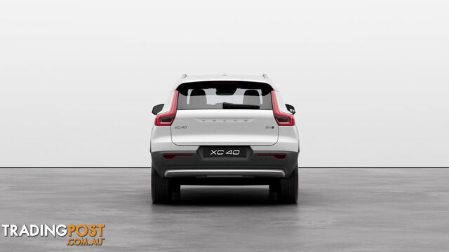 2022 Volvo XC40 Ultimate B4 Bright SUV - photo 4 of 6