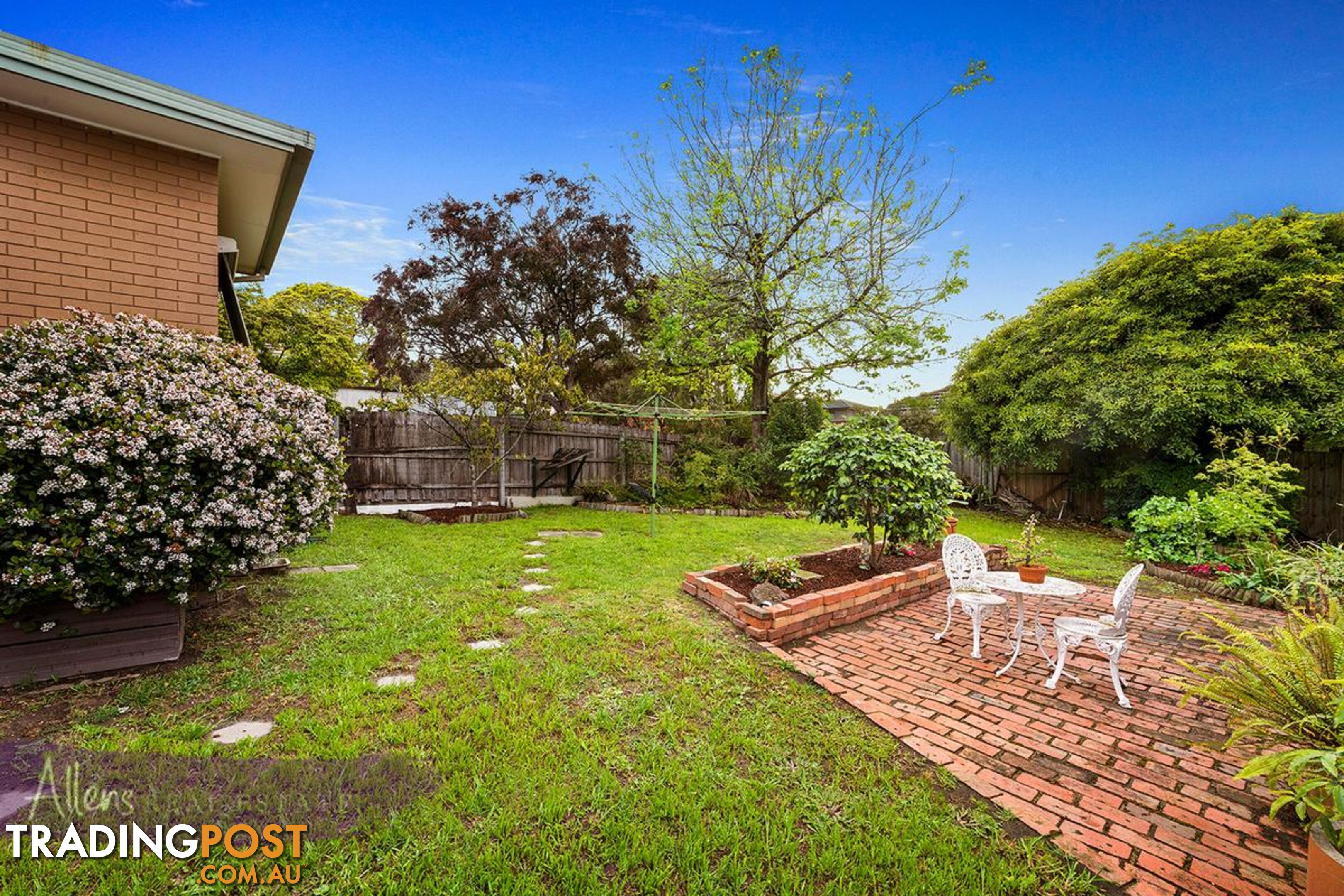 2 Bennett Street BURWOOD VIC 3125