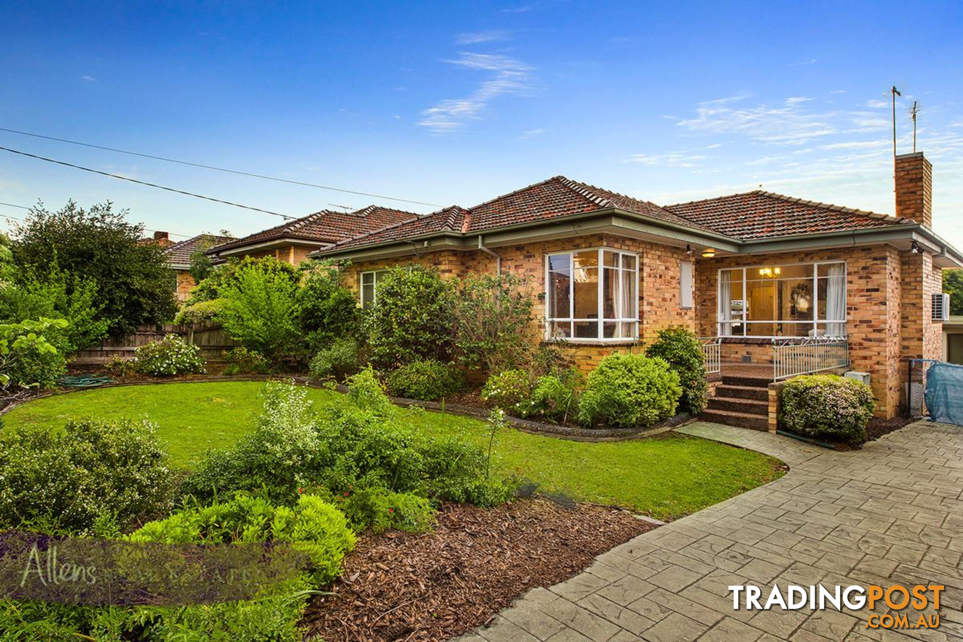 2 Bennett Street BURWOOD VIC 3125