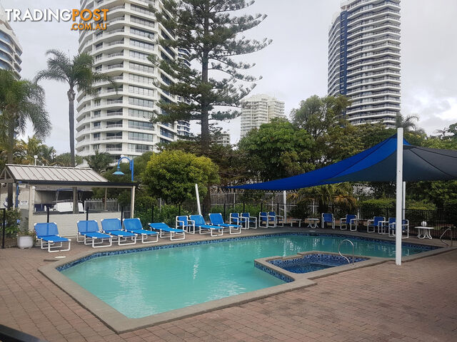 21/ 37 Bayview street RUNAWAY BAY QLD 4216