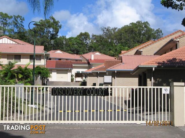 18 Discovery Drive HELENSVALE QLD 4212