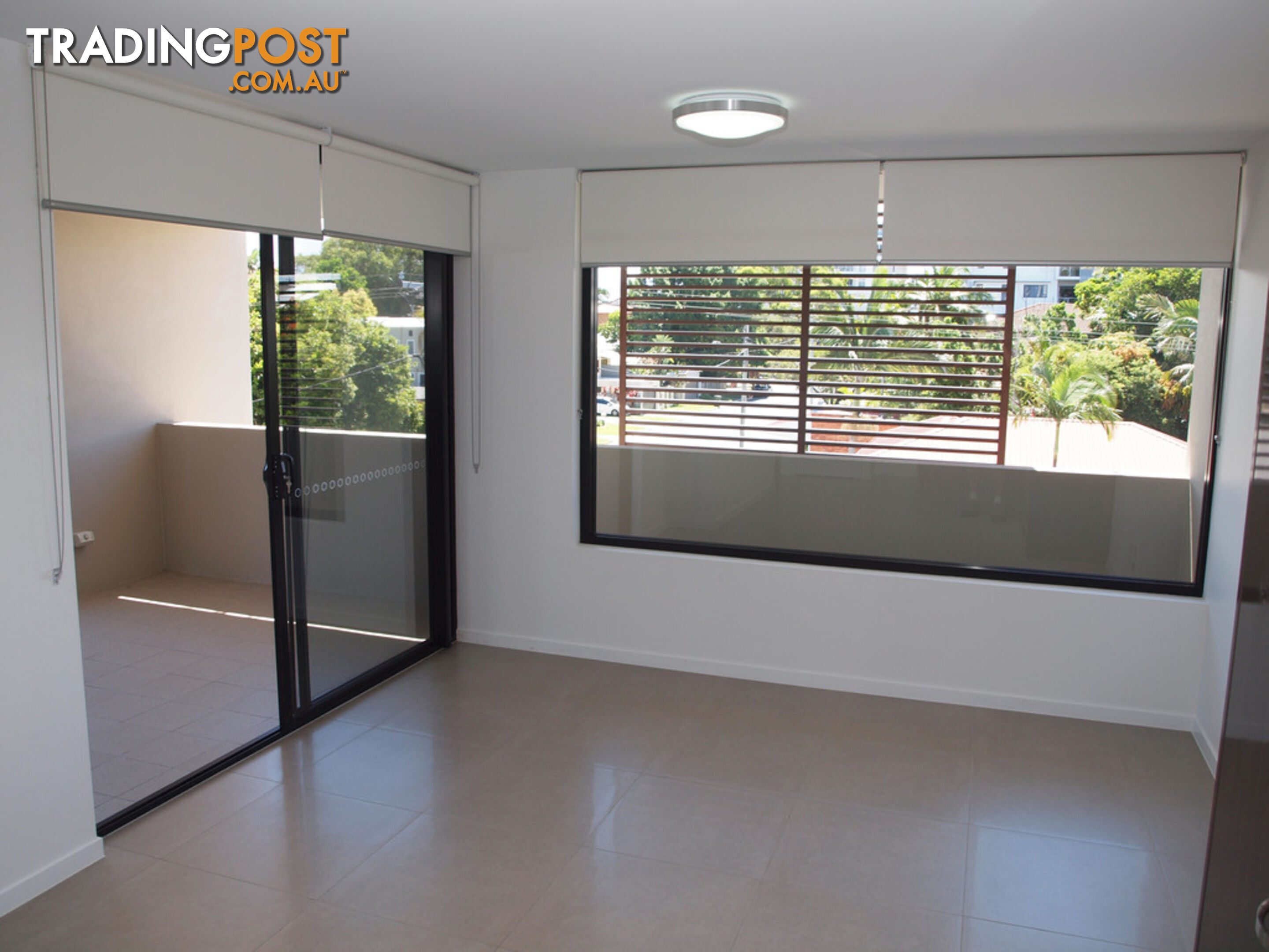 43 Lenneberg Street SOUTHPORT QLD 4215