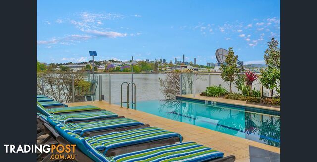 122/37 Harbour Road HAMILTON QLD 4007