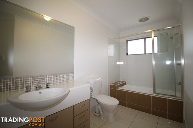 350 Leitchs Road BRENDALE QLD 4500