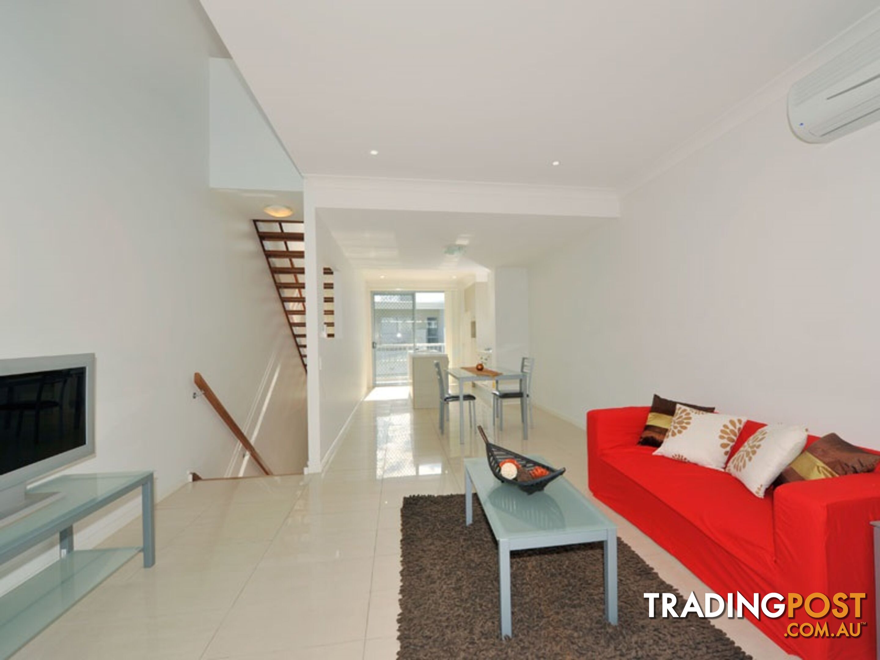 66 Richmond Road MORNINGSIDE QLD 4170