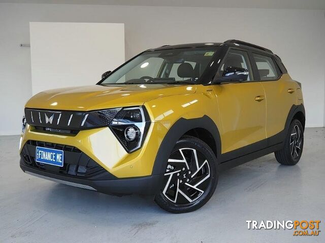 2025 MAHINDRA XUV3XO AX7L SUV