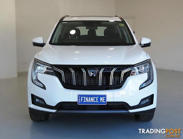 2025 MAHINDRA XUV700 AX7L SUV - photo 4 of 44